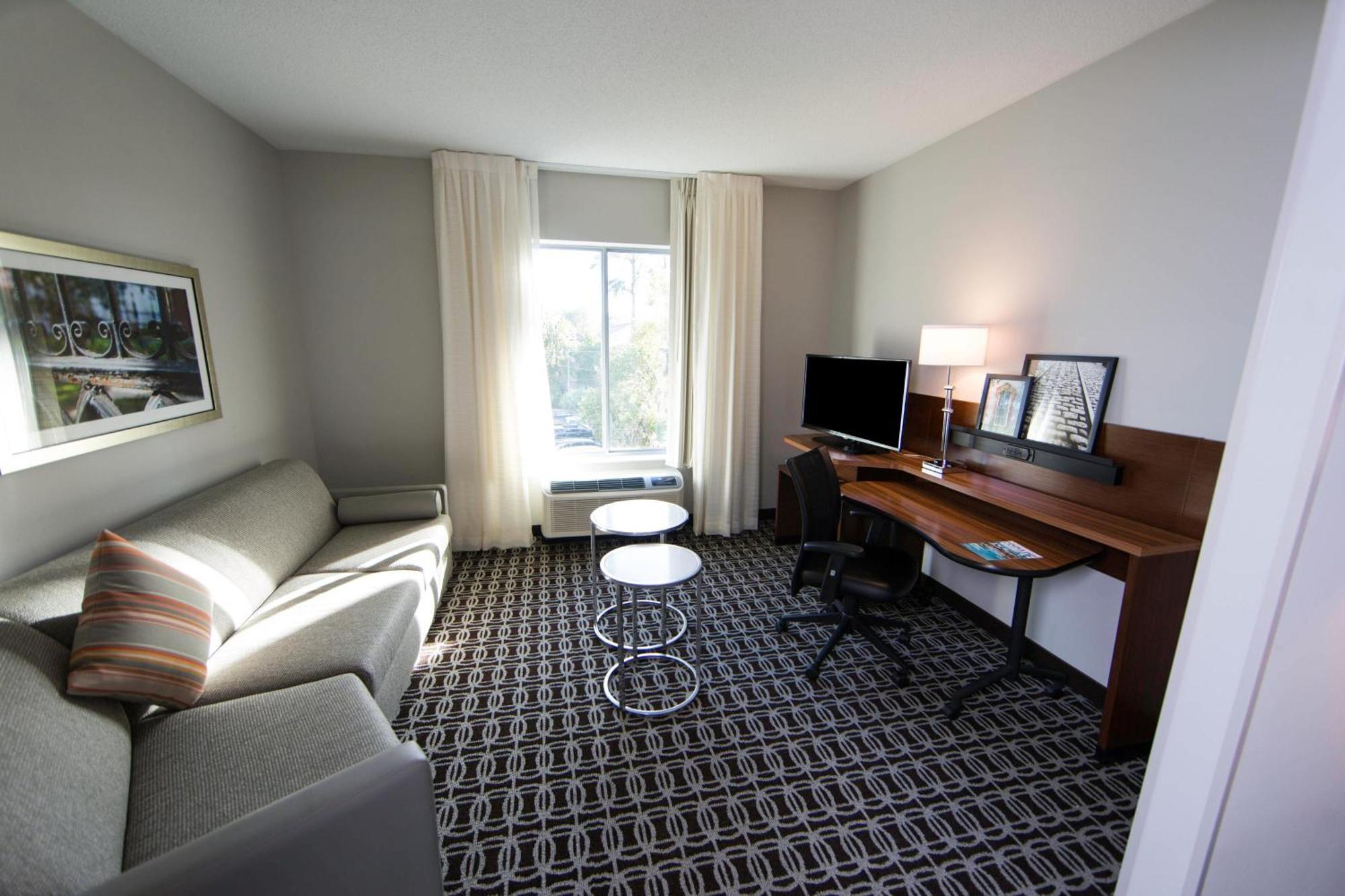 Fairfield Inn & Suites By Marriott Savannah Midtown Exterior foto