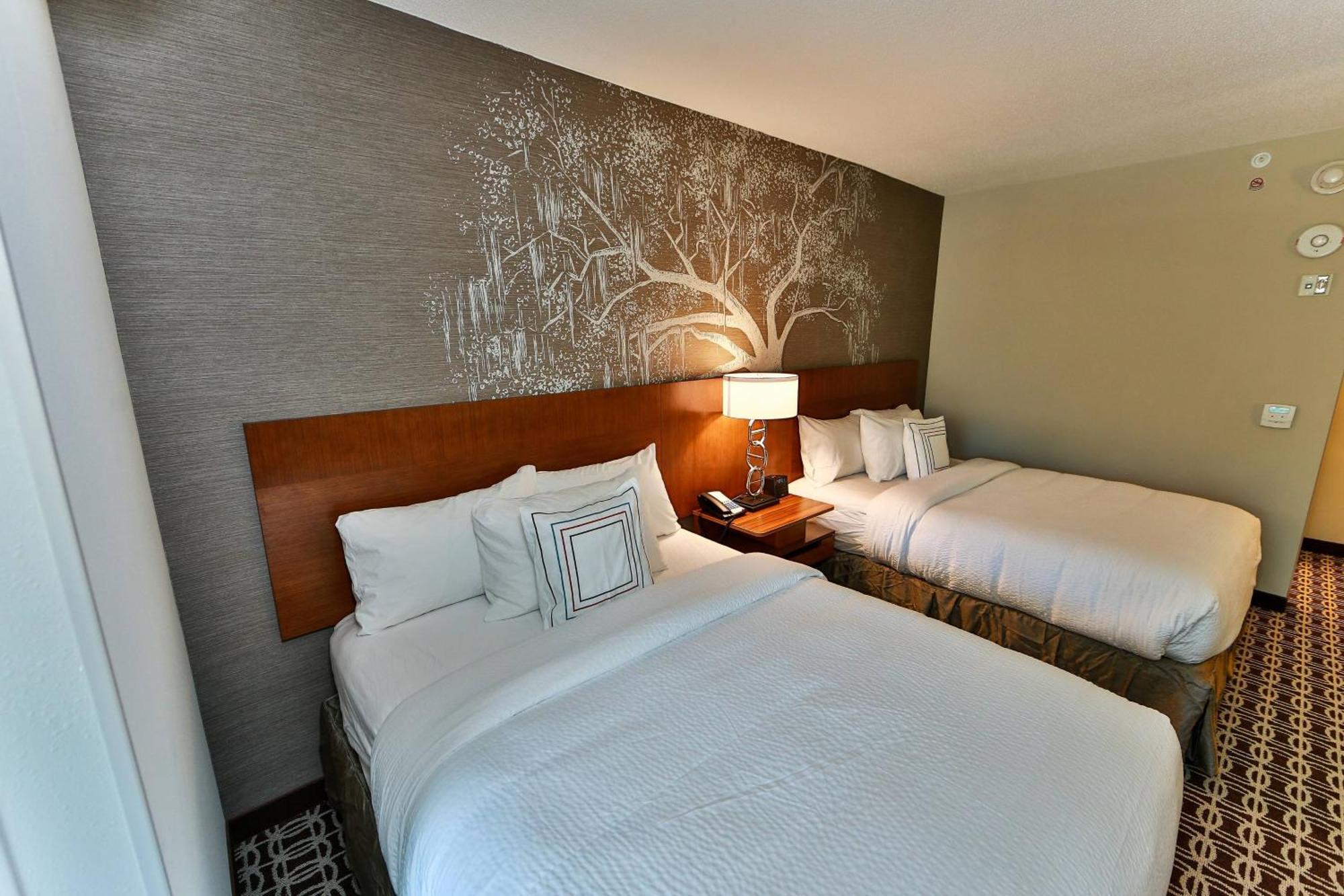 Fairfield Inn & Suites By Marriott Savannah Midtown Exterior foto